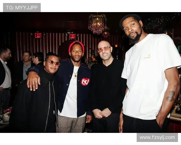 KD与合伙人创办的媒体公司Boardroom解雇全职编辑团队引发广泛关注